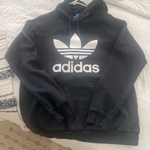 Adidas Sweatshirt size: L